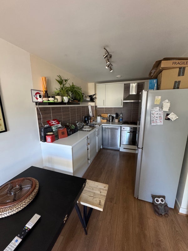 Room Atchley Street in Bristol
