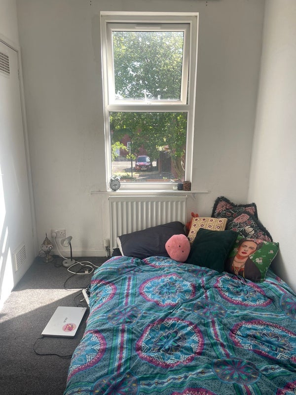 Room Byron Street in Bristol