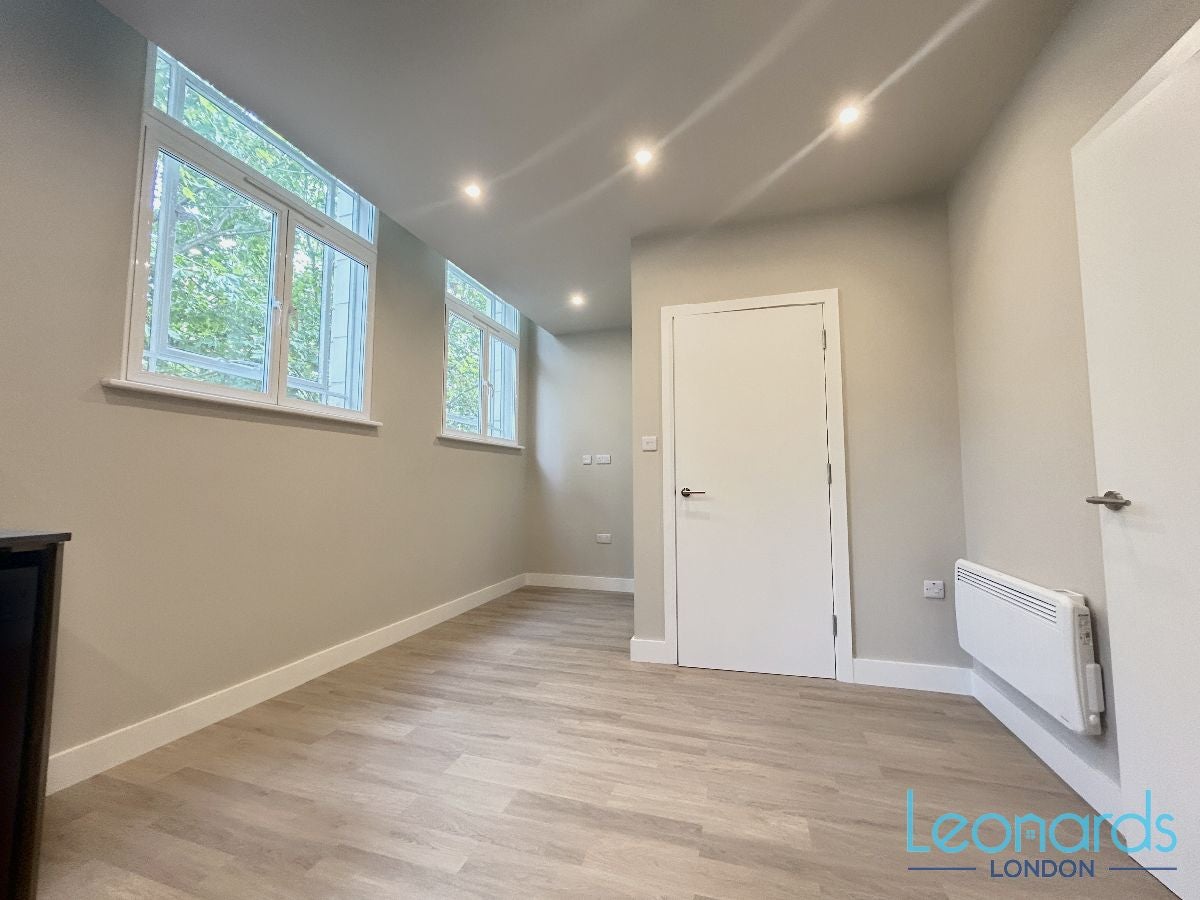 Flat North End in Greater London