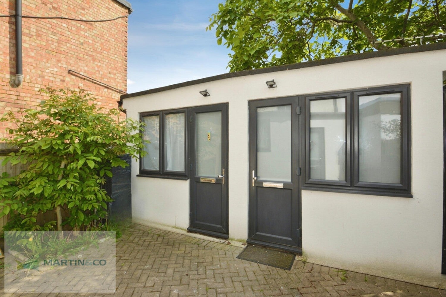 Flat Hidden Close in Elmbridge