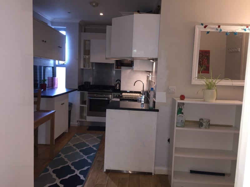 Flat Standen Road in Greater London