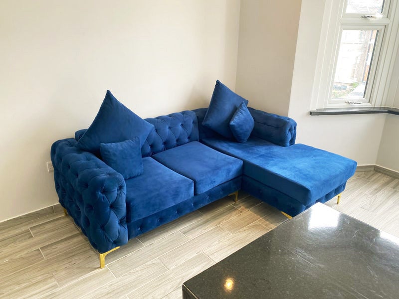 Flat Courtland Avenue in Greater London
