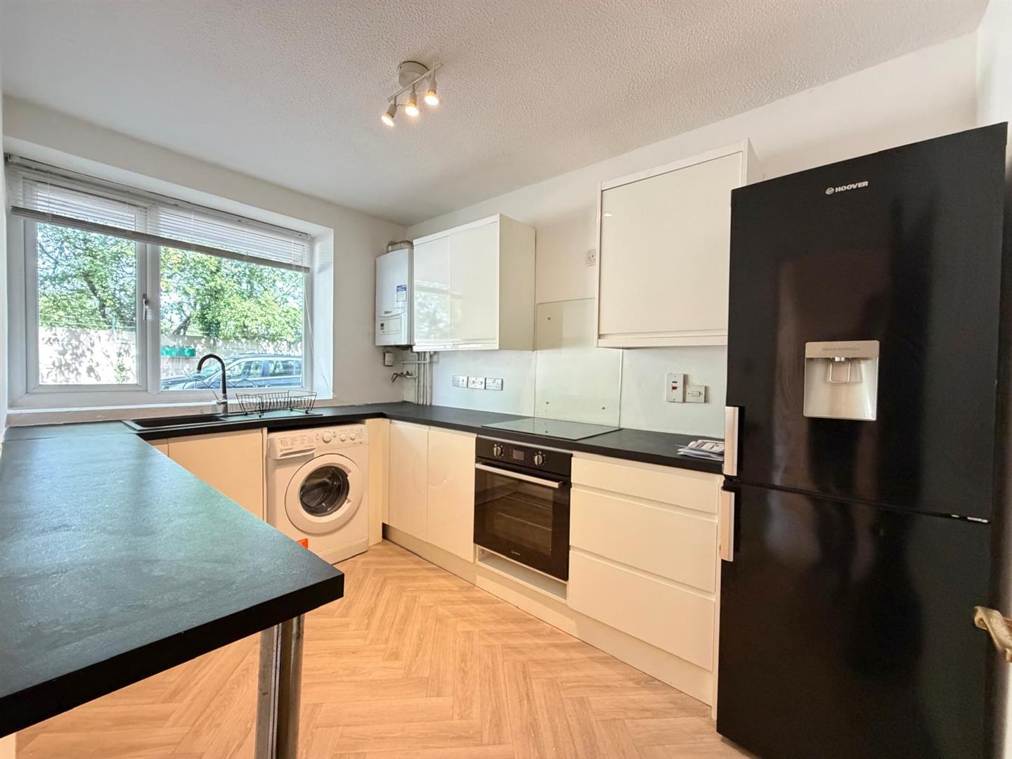 Flat Eccles New Road in Salford