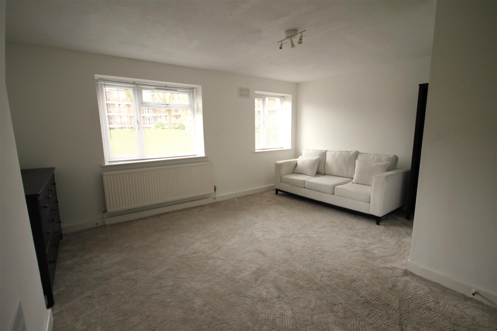 Flat Eccles New Road in Salford