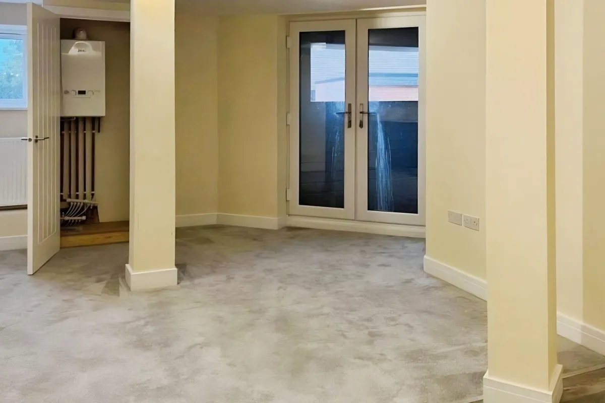 Flat Grosvenor Yard in West Suffolk