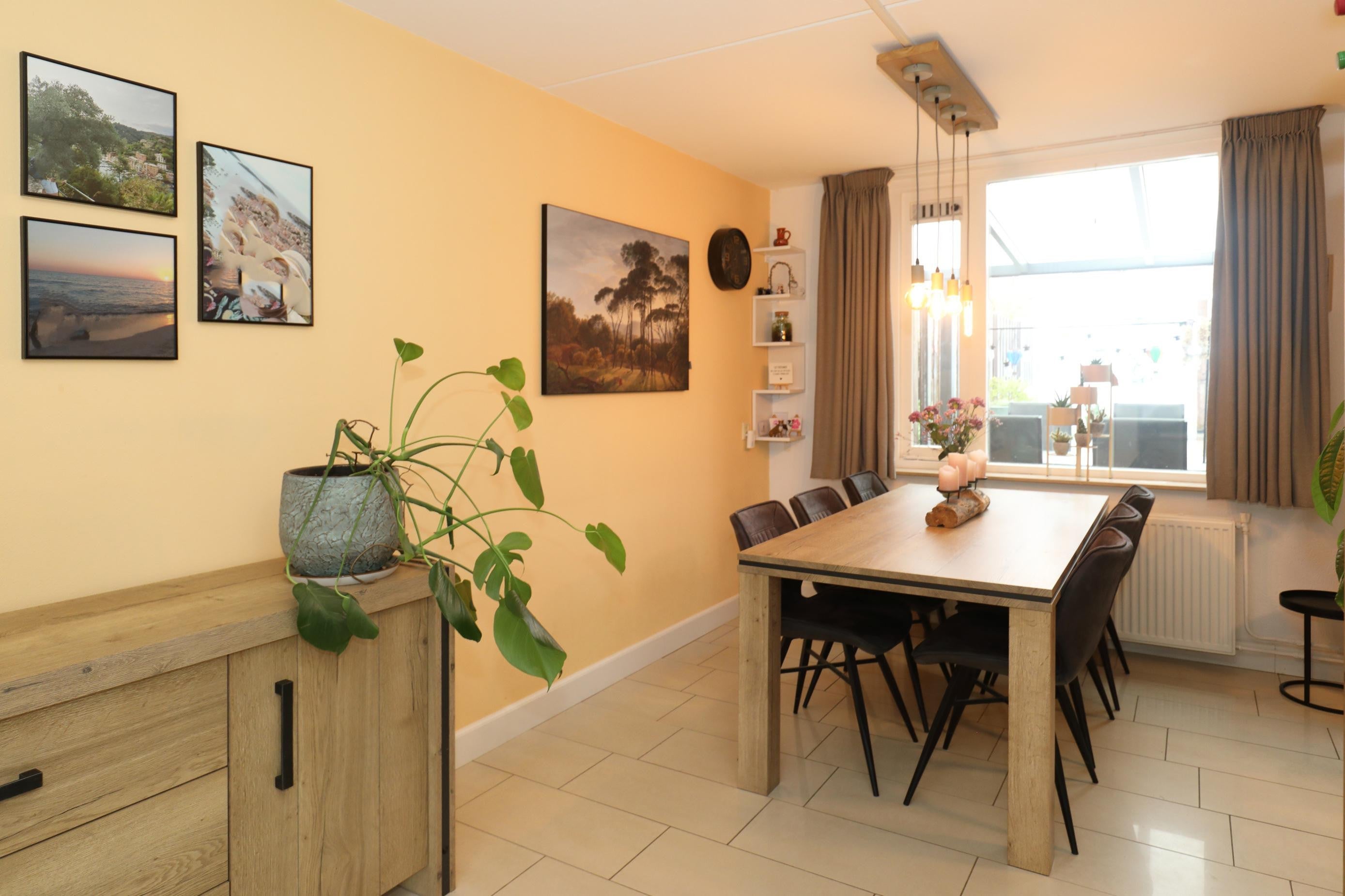 Tussenwoning te koop: Elbereveldstraat 8A, Kerkrade