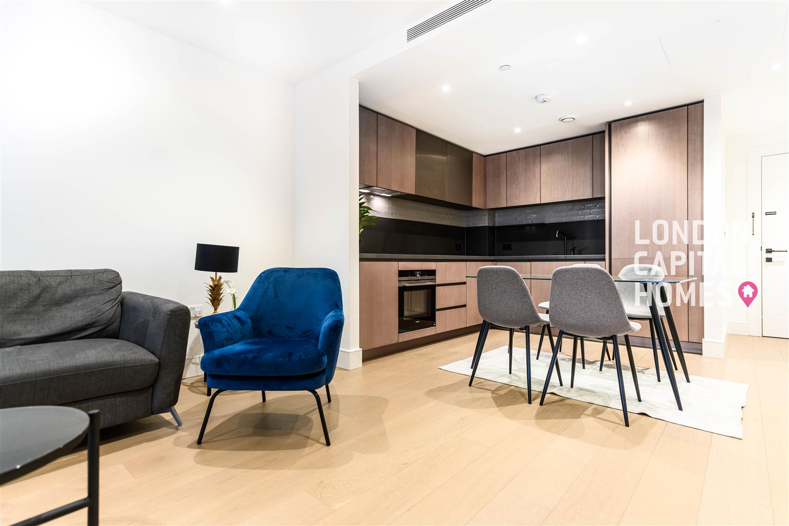 Flat Palmer Road in Greater London