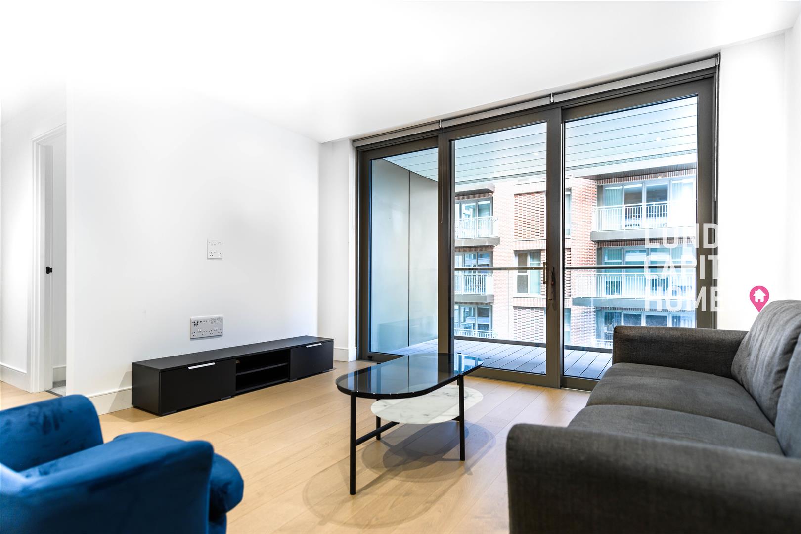 Flat Palmer Road in Greater London