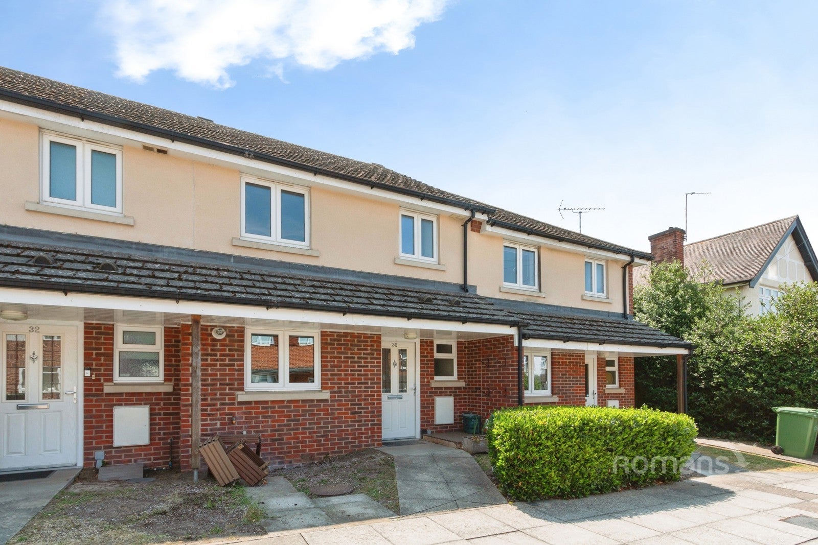 House Cromwell Road in Surrey Heath