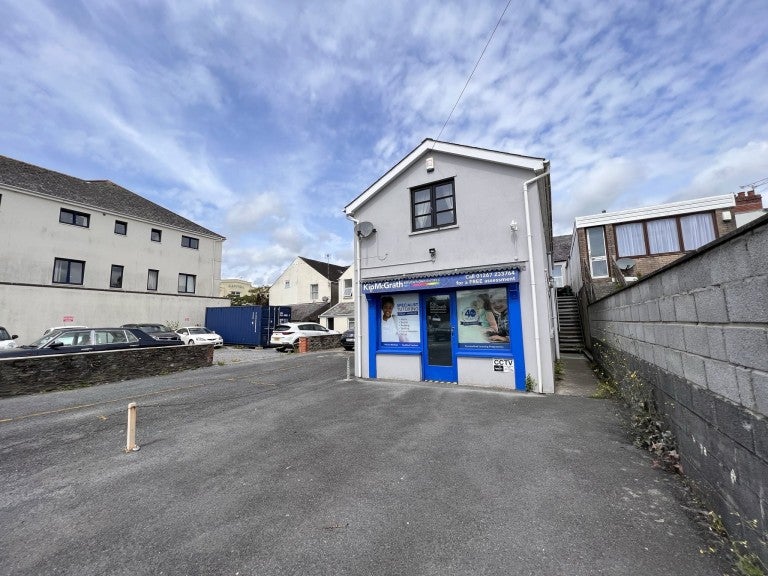 Flat Barn Road in Carmarthen