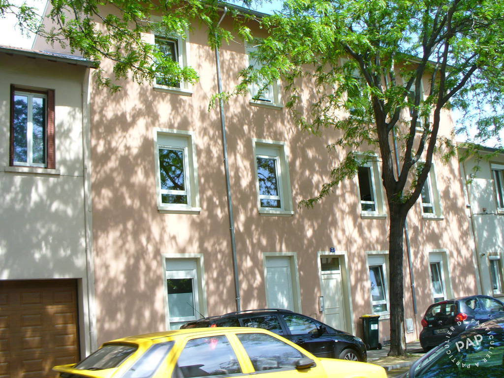 Flat Rue du Docteur Carrier in Lyon