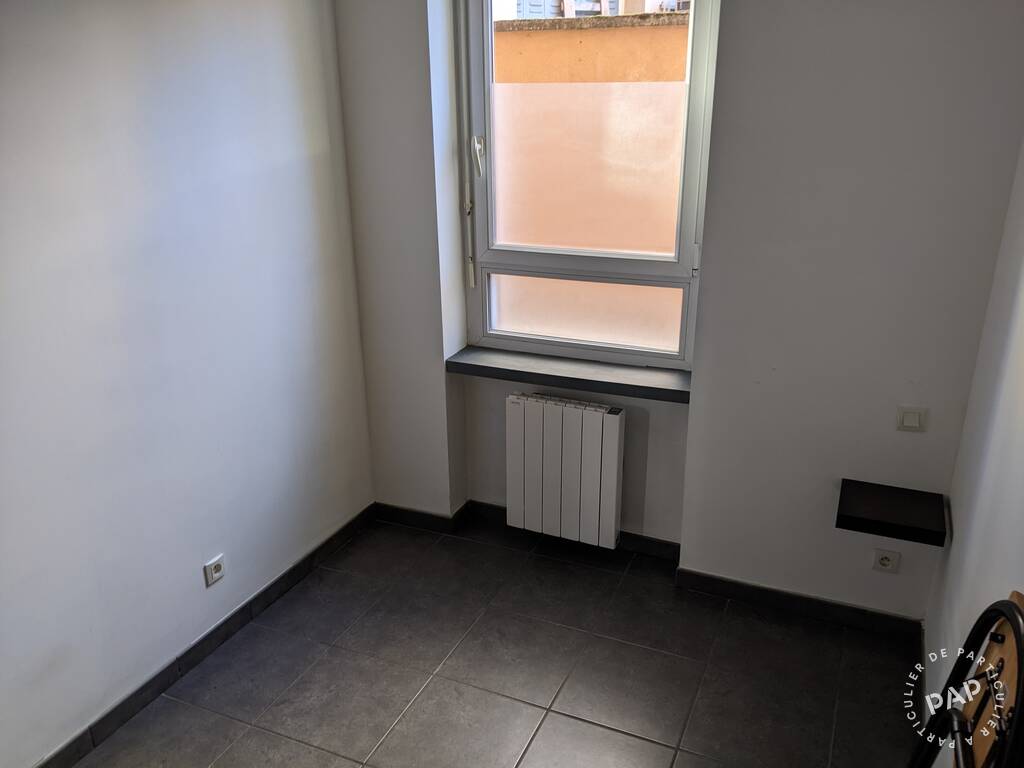 Flat Rue du Docteur Carrier in Lyon
