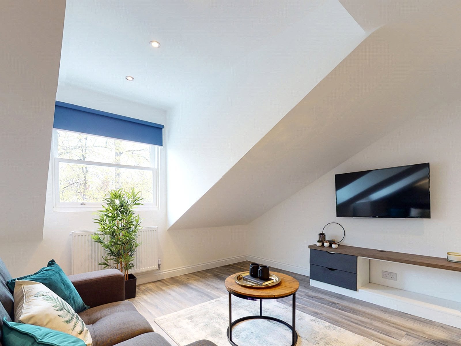 Flat Hyde Terrace in Leeds