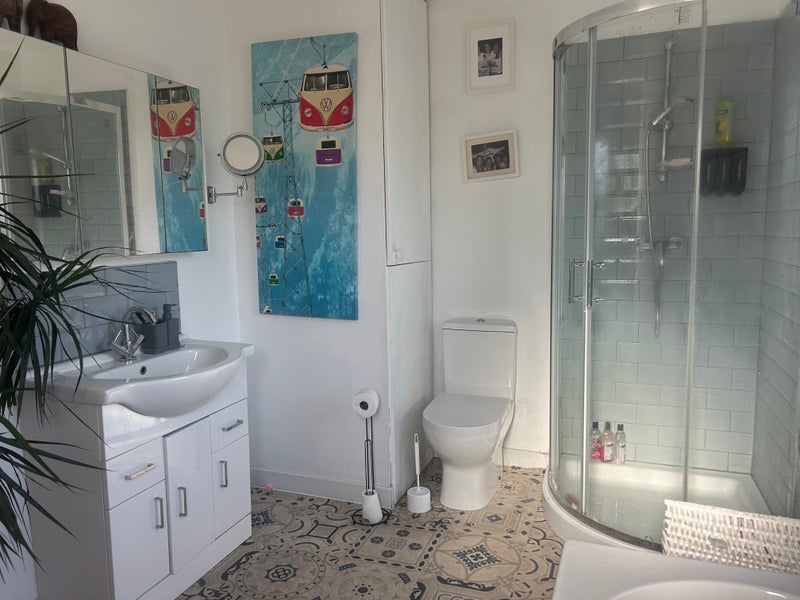 Room Haviland Road East in Bournemouth