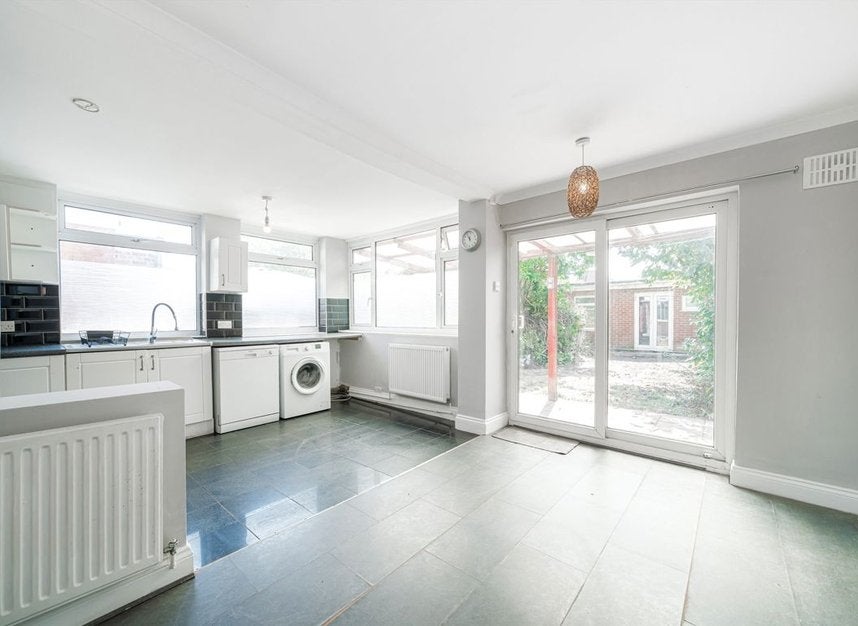 House Whitton Dene in Greater London