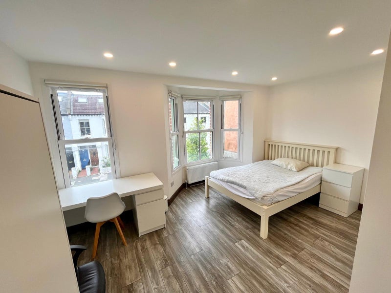 Room Furness Road in Greater London