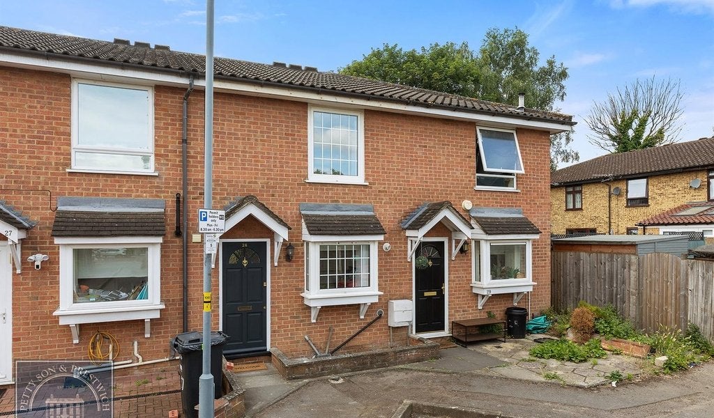 House Greenstone Mews in Greater London