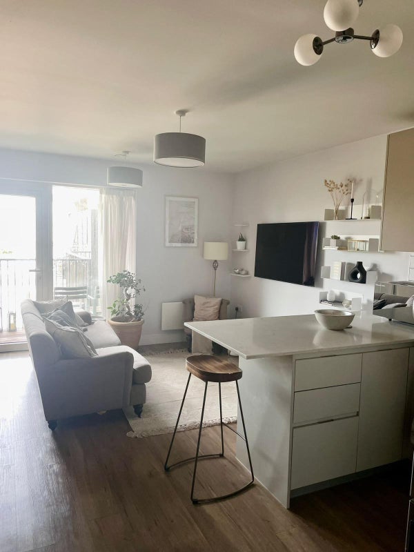 Room Thurstan Street in Greater London