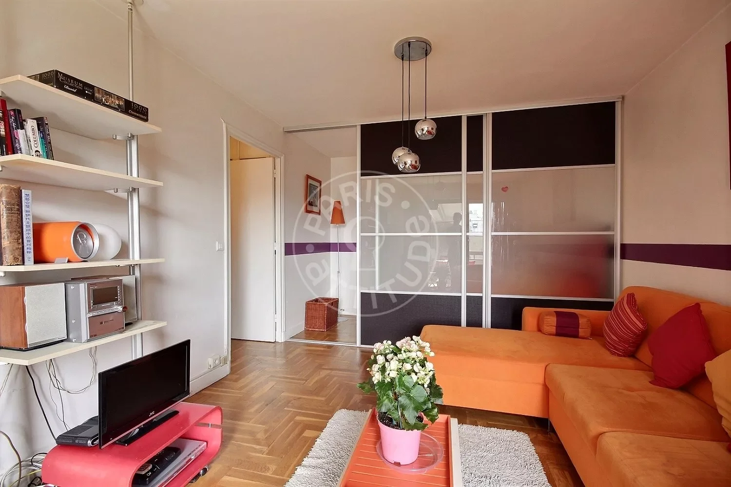 Appartement Rue Léon Frot à Paris