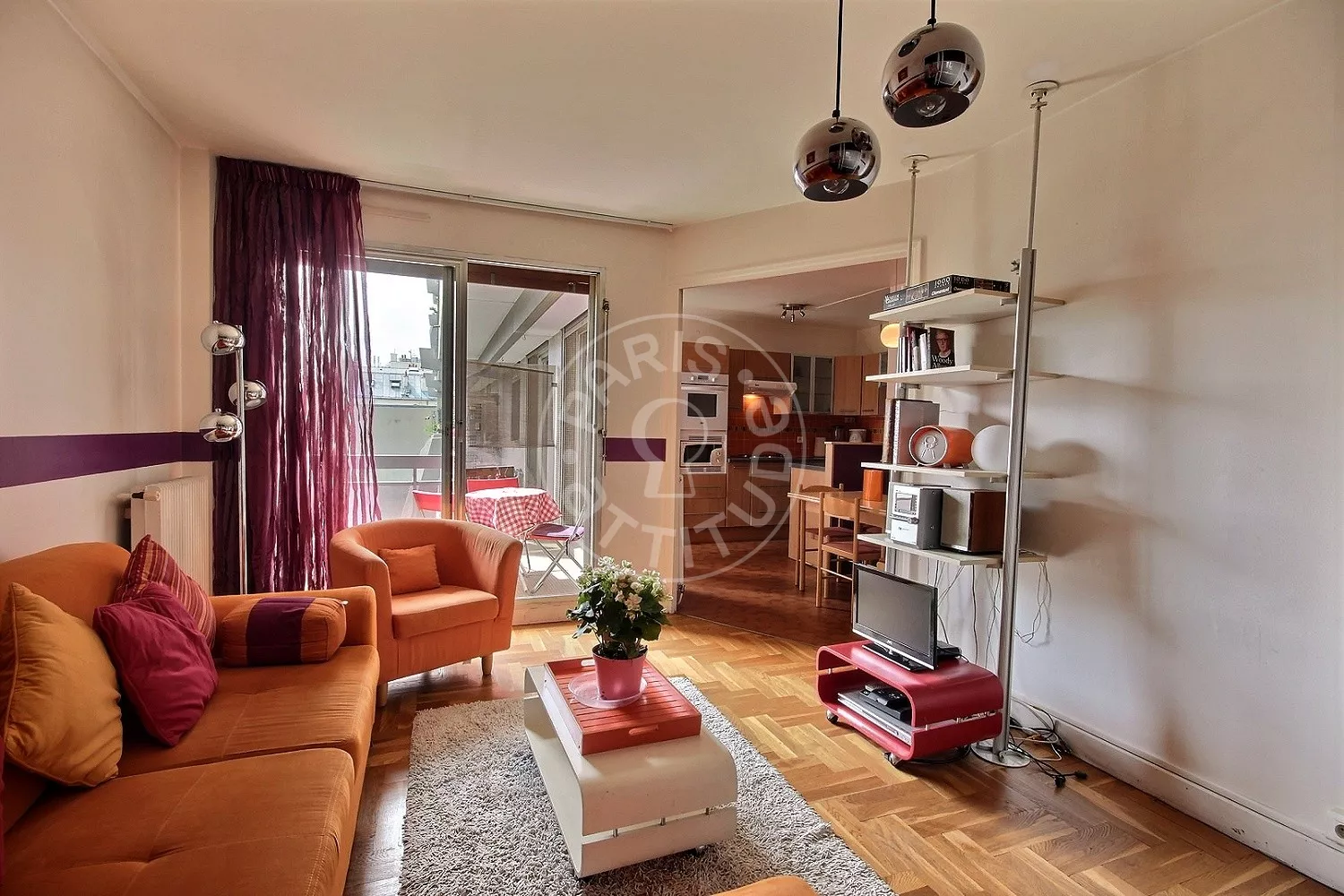 Appartement Rue Léon Frot à Paris