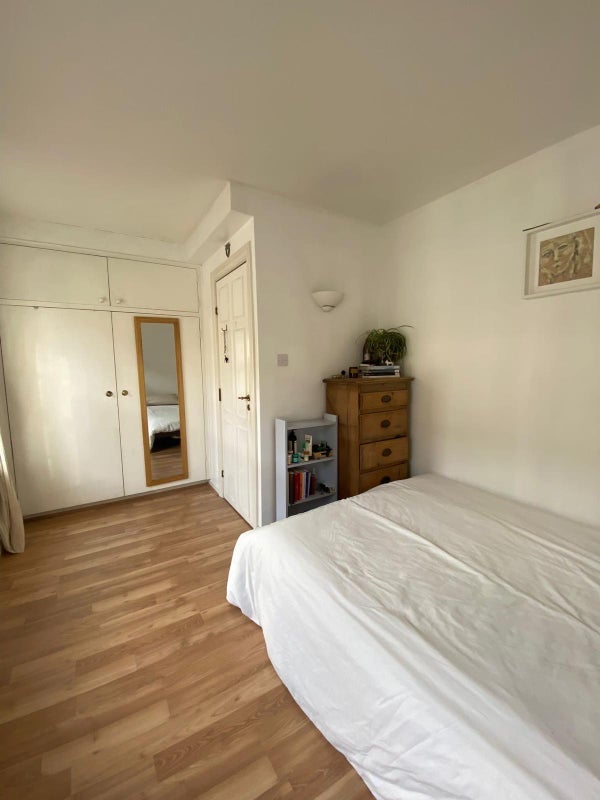 Room Copenhagen Gardens in Greater London