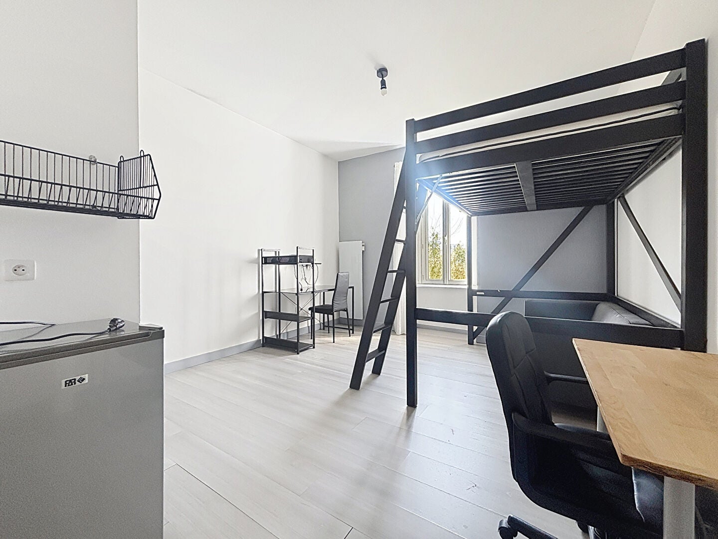Appartement Rue du Château d'Eau à Nuret-le-Ferron