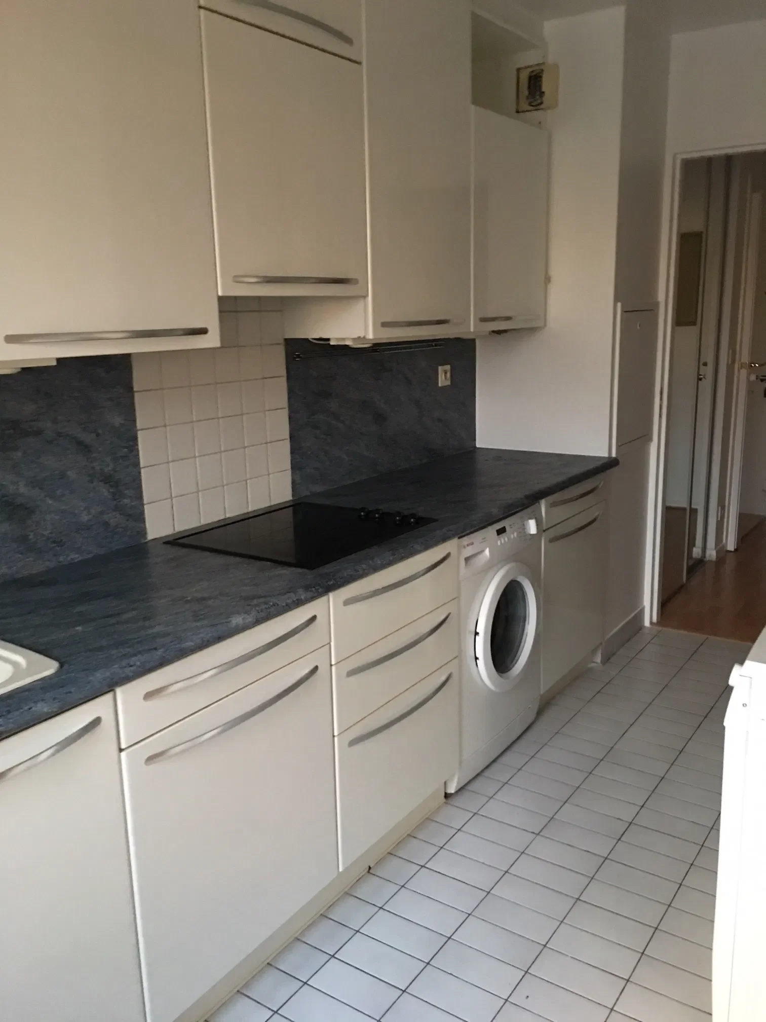 Room D 1 in Boulogne-Billancourt