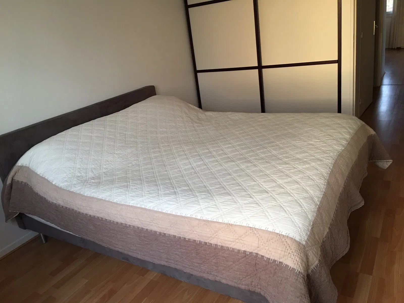 Room D 1 in Boulogne-Billancourt