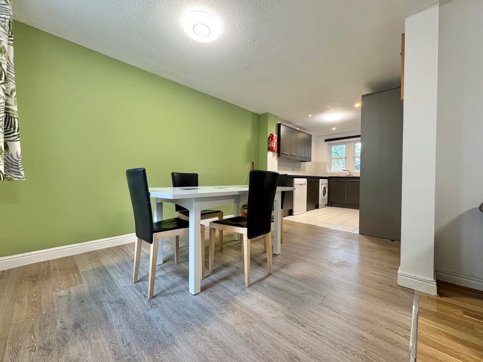 Flat Kensington Terrace in Leeds