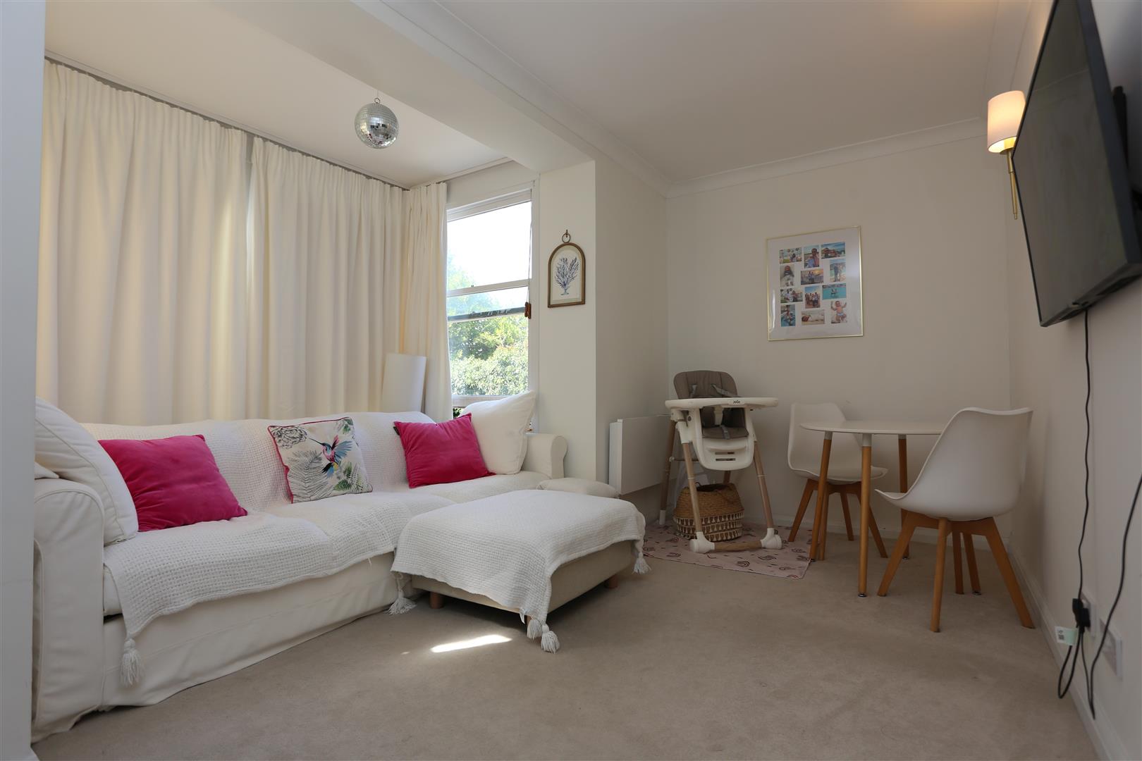 Flat Somerhill Road in Hove