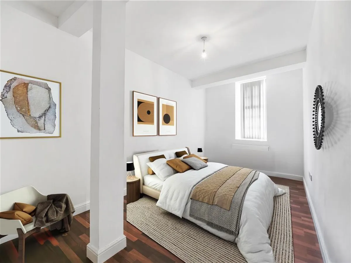 Flat King Street in Greater London