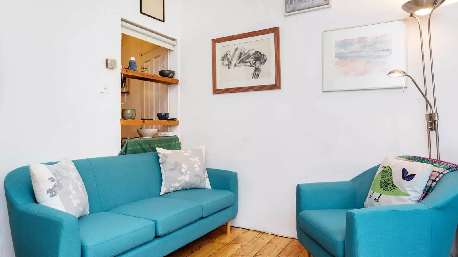 Flat Ebbisham Drive in Greater London
