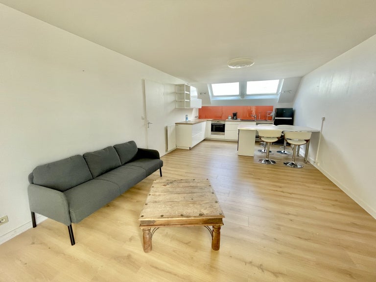 Flat Rue Pitre De Lisle Du Dreneuc in Nantes