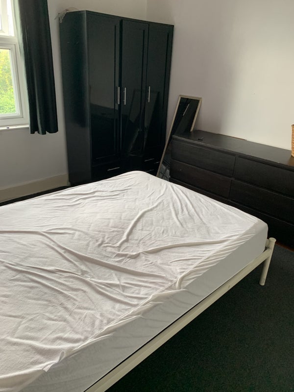 Room Ardgowan Road in Greater London