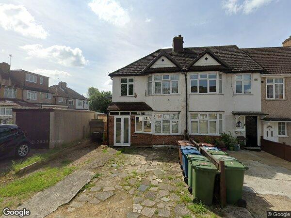House Brinsley Road in Greater London