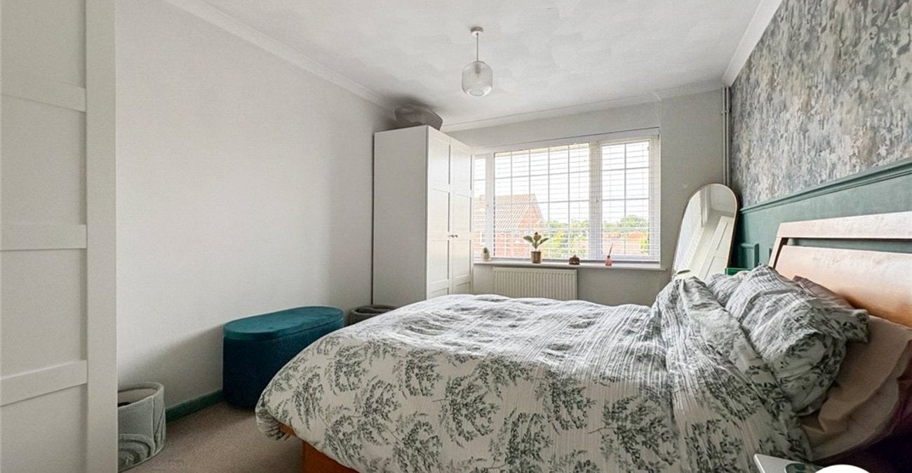 Flat Nursery Close in Swanley