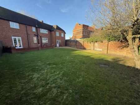 House Tofrek Terrace in Reading