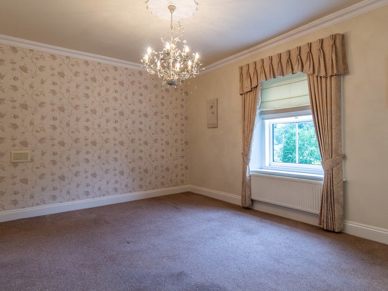 Flat Little Preston Hall in Leeds