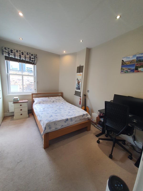 Room Bayham Street in Greater London