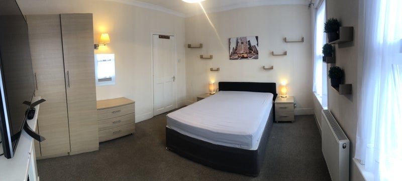 Room Kingsdown Road in Greater London