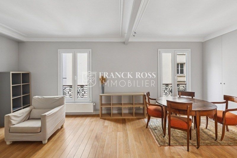 Flat Rue des Feuillantines in Paris