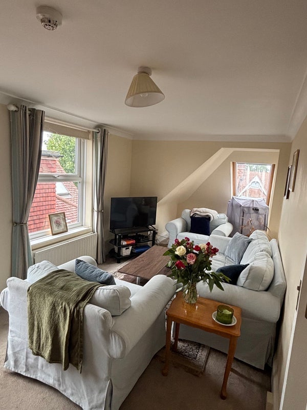 Room Staverton Road in Greater London