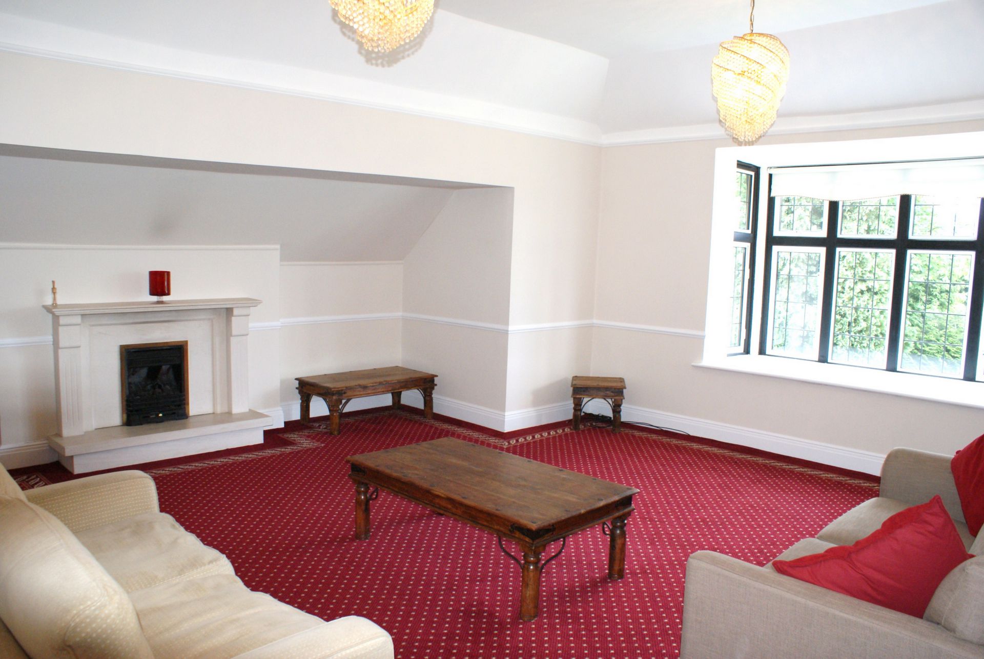 Flat Cockfosters Road in Greater London