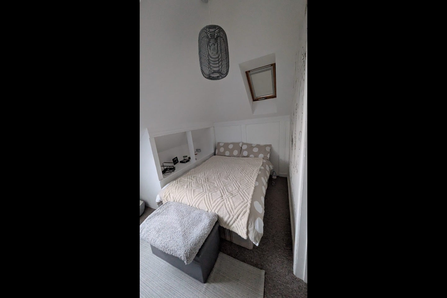 Room Second Avenue in Greater London
