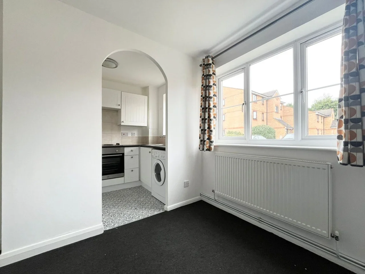 Flat Redford Close in Greater London