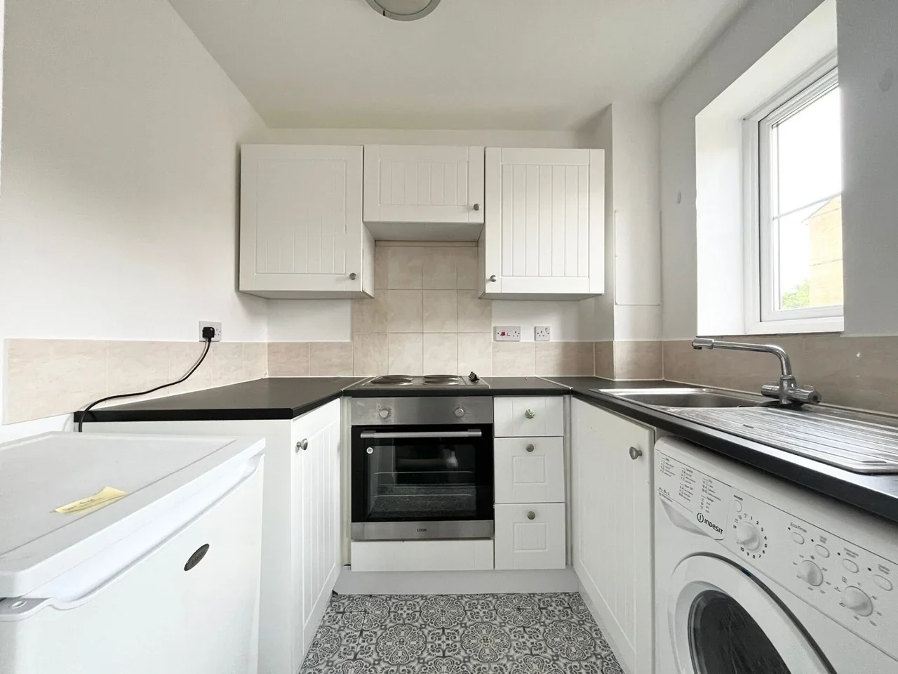 Flat Redford Close in Greater London