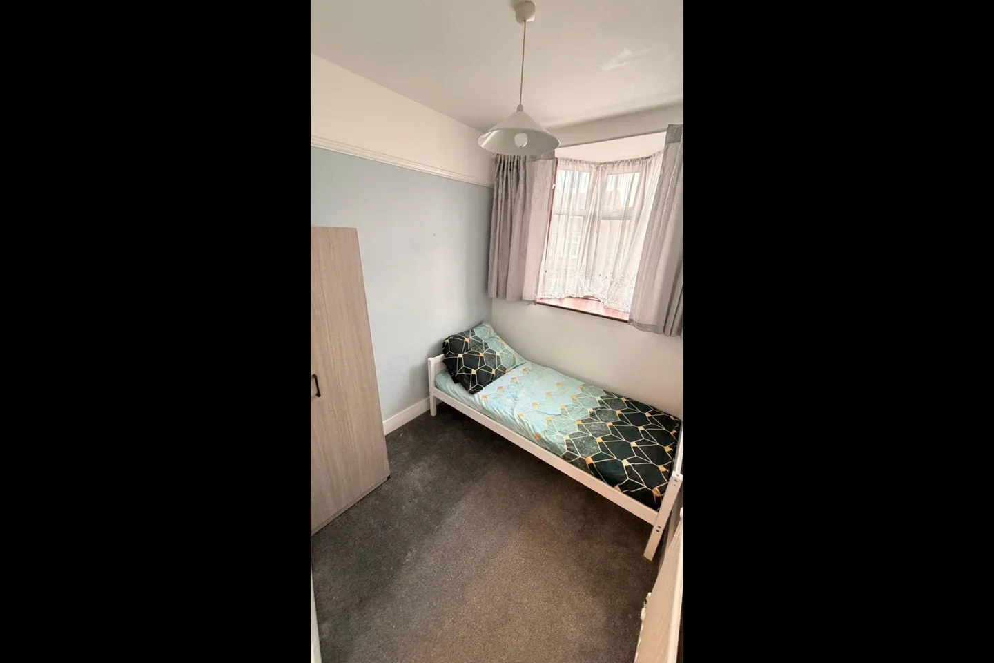 Room Heron Road in Greater London