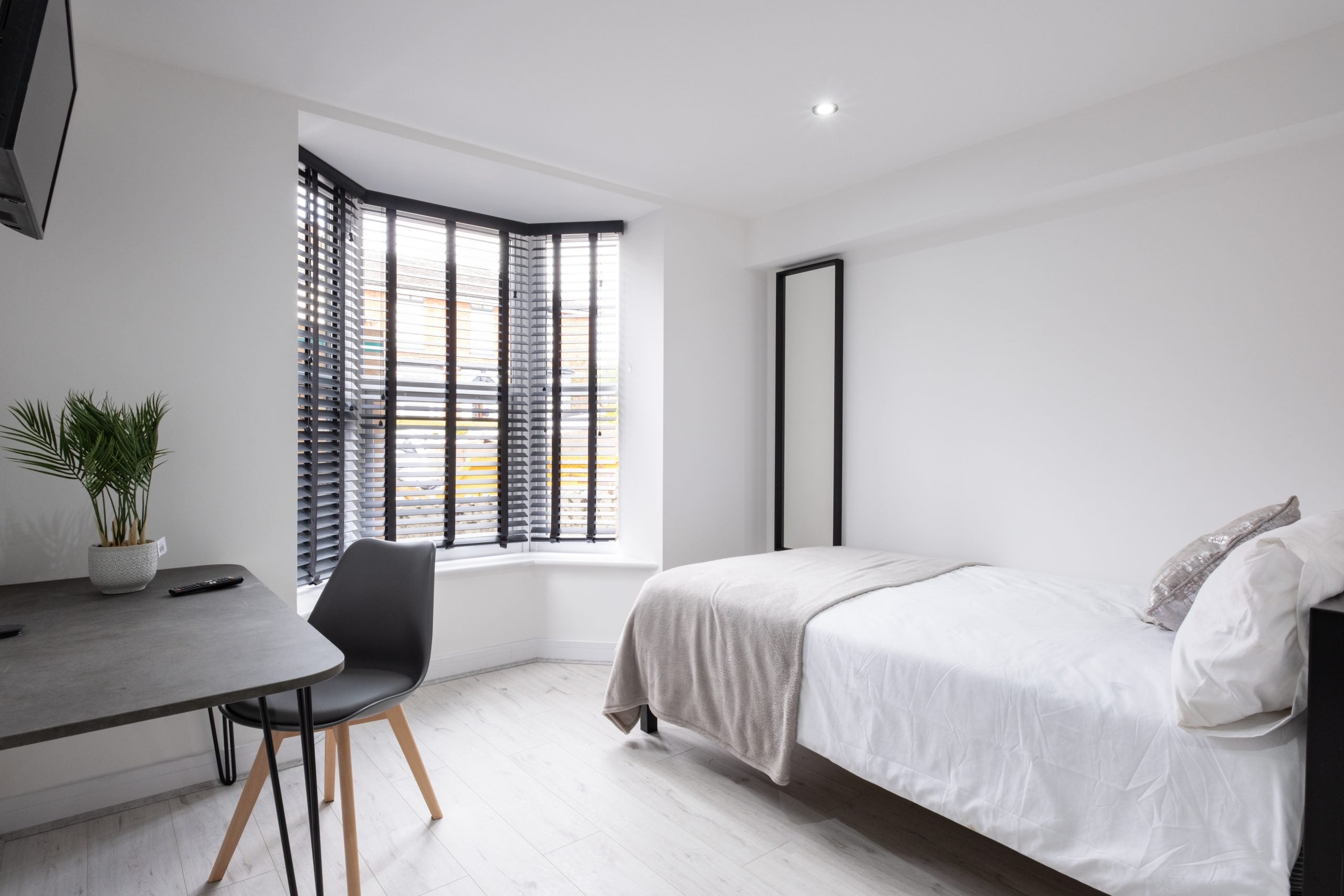 Room Carholme Road in Lincoln