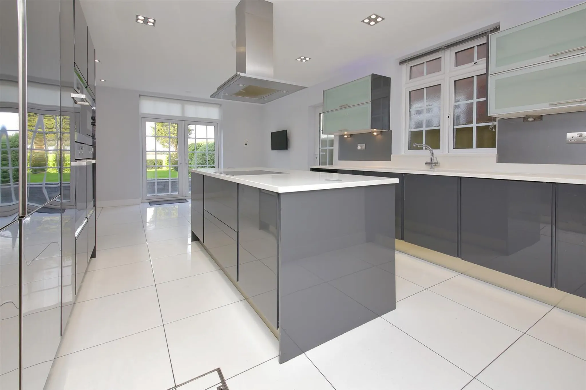 House Dellfield Close in Hertsmere