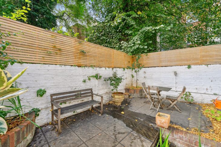 Flat Redcliffe Square in Greater London
